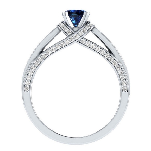 Elegant 925 Silver Ring Round Cut Blue Sapphire - Picture 2 of 4